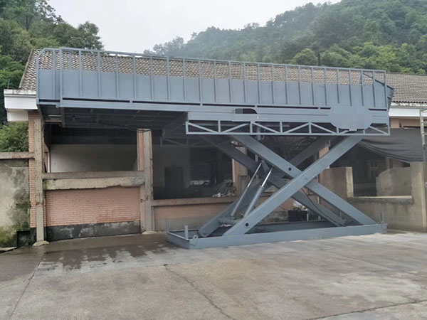 大吨位升降平台